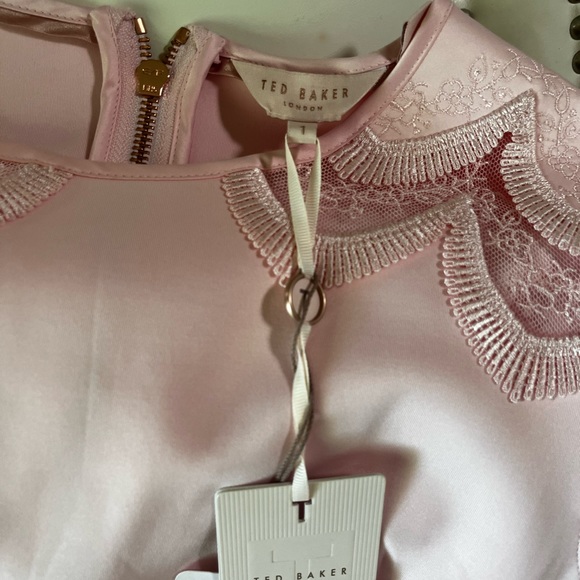 **SOLD** Ted Baker Rehanna Embroidered Dress Baby Pink size US 4 NWT (TB 1) - Picture 5 of 7